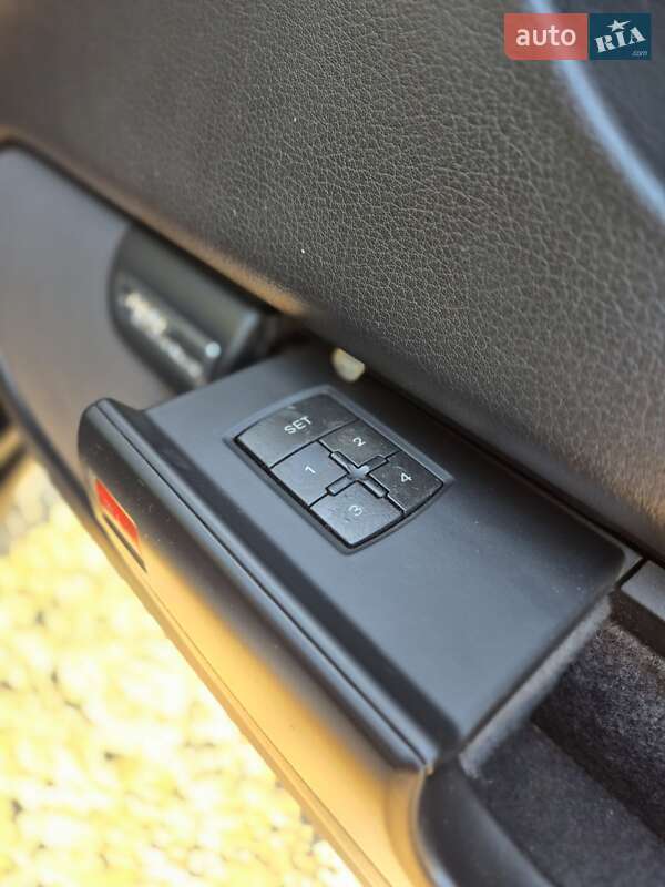 Седан Audi A8 2003 в Хмельницком