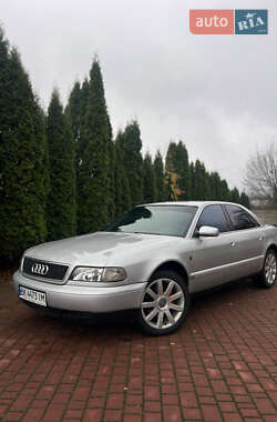 Седан Audi A8 1995 в Костопілі