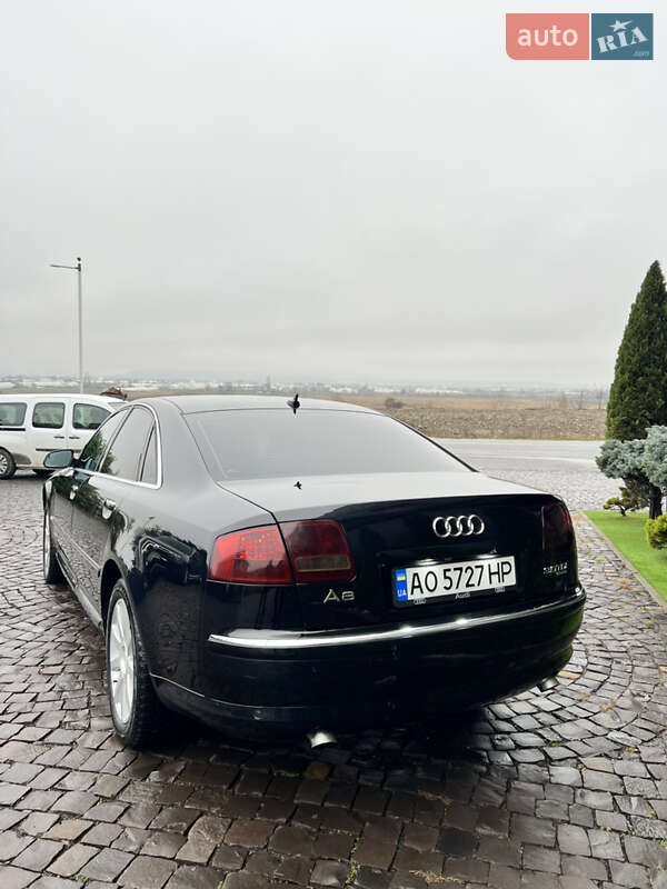 Седан Audi A8 2007 в Виноградові