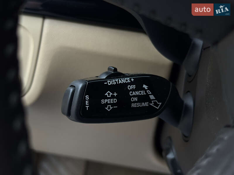 Седан Audi A8 2011 в Ивано-Франковске