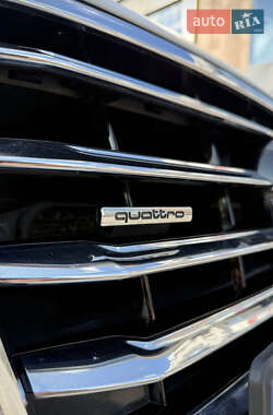 Седан Audi A8 2013 в Киеве