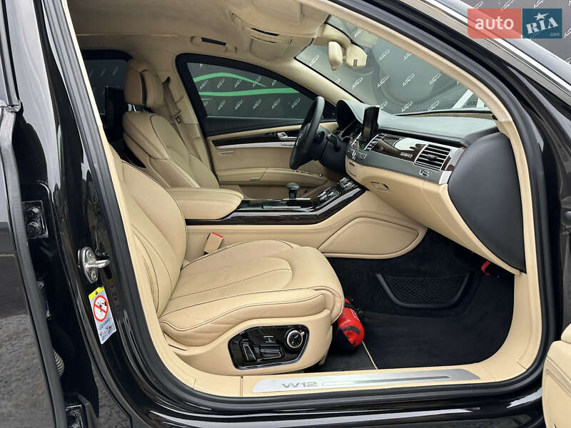 Седан Audi A8 2011 в Киеве