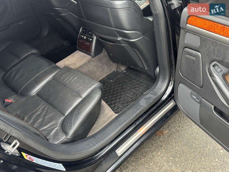 Седан Audi A8 2006 в Киеве