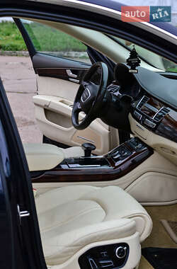 Седан Audi A8 2012 в Житомирі