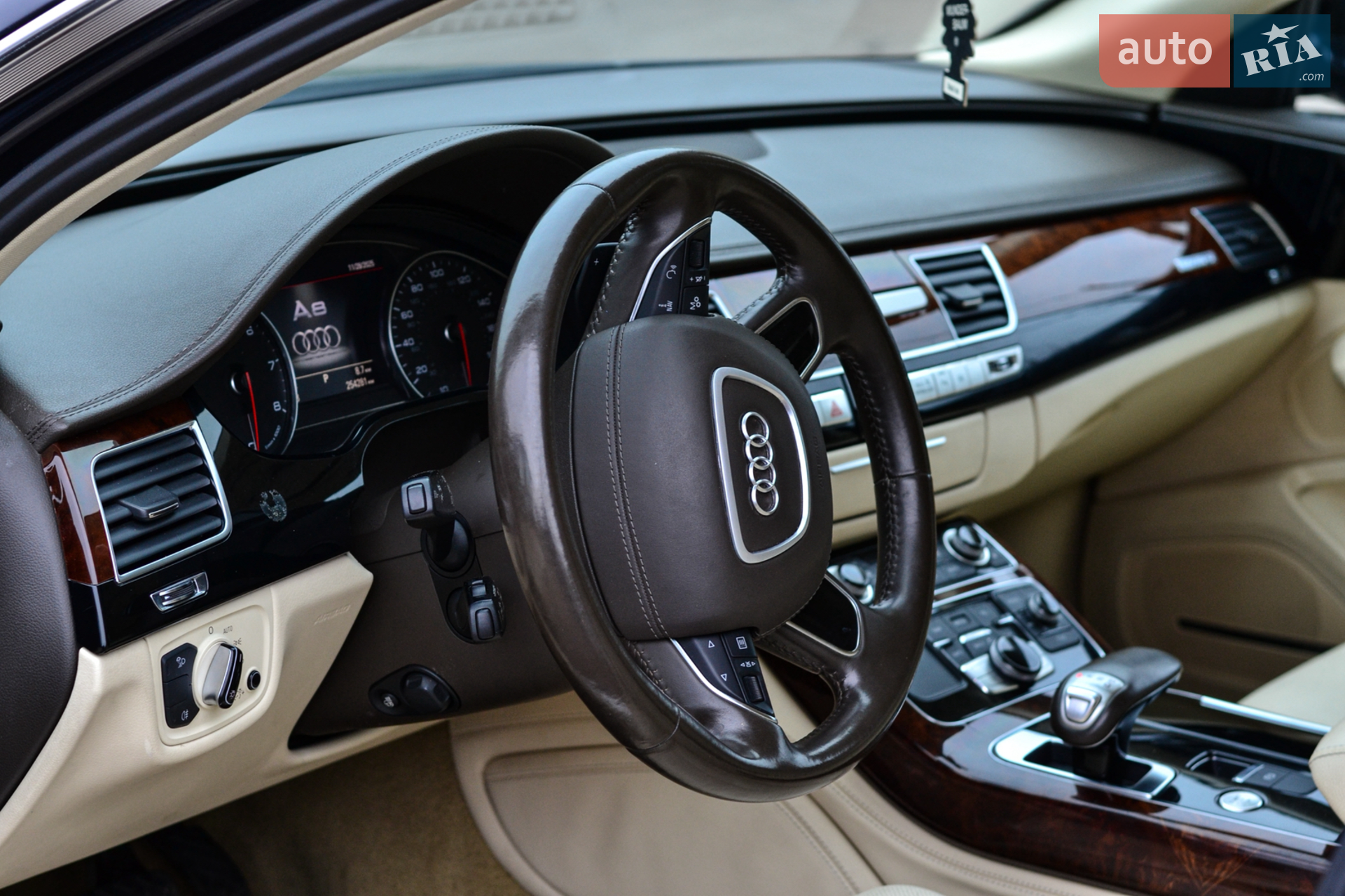 2012 Audi A8 - мініатюра 8