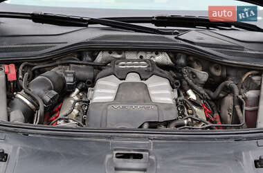 Седан Audi A8 2012 в Житомирі
