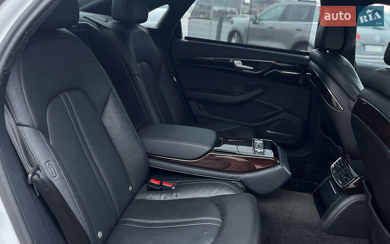Седан Audi A8 2017 в Мукачево фото 23 Седан Audi A8 2017 в Мукачево