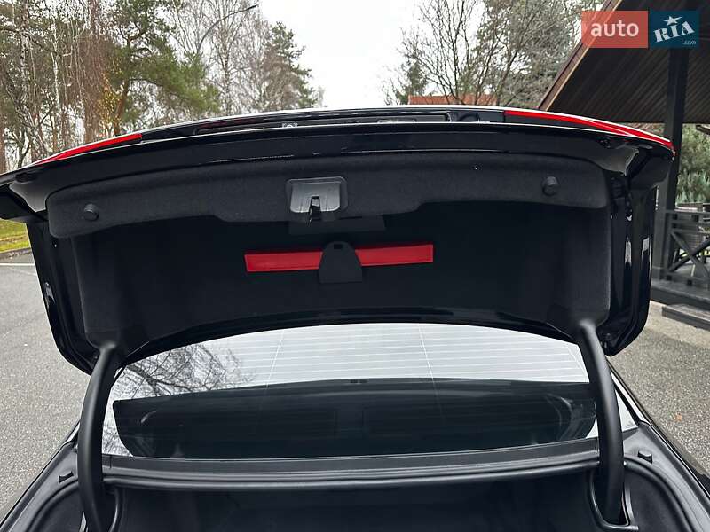 Седан Audi A8 2014 в Киеве