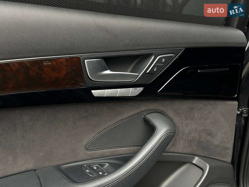 Седан Audi A8 2015 в Николаеве фото 3 Седан Audi A8 2015 в Николаеве