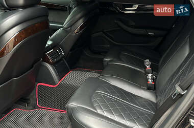 Седан Audi A8 2015 в Миколаєві