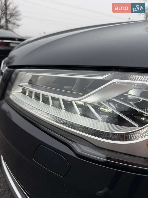 Седан Audi A8 2015 в Днепре фото 24 Седан Audi A8 2015 в Днепре