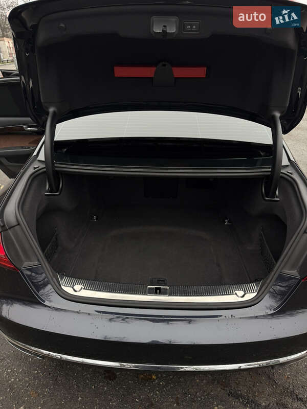 Седан Audi A8 2015 в Днепре фото 29 Седан Audi A8 2015 в Днепре
