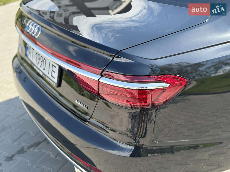Седан Audi A8 2021 в Ивано-Франковске