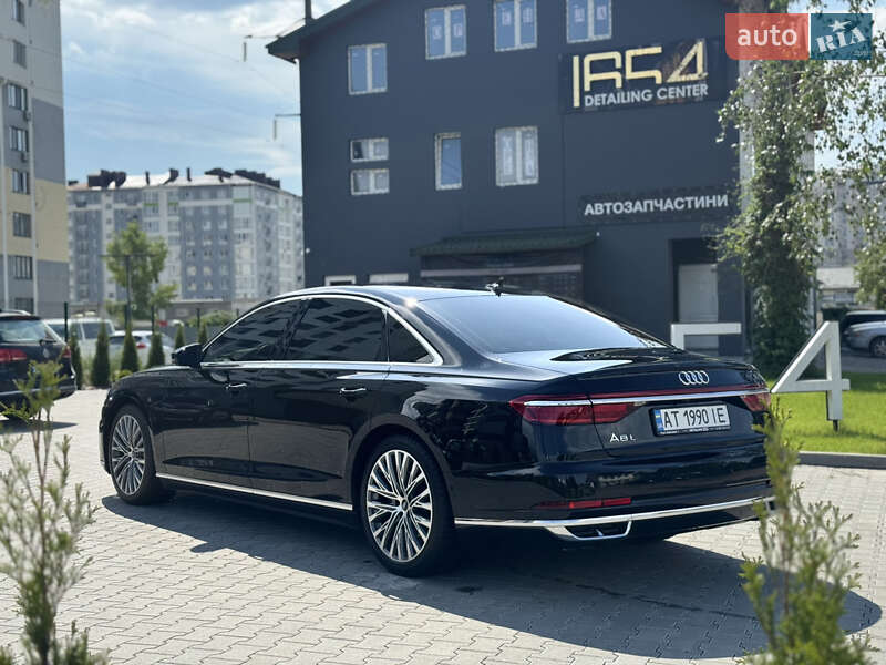 Седан Audi A8 2021 в Ивано-Франковске