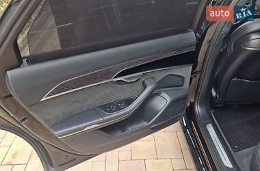 Седан Audi A8 2020 в Тернополе