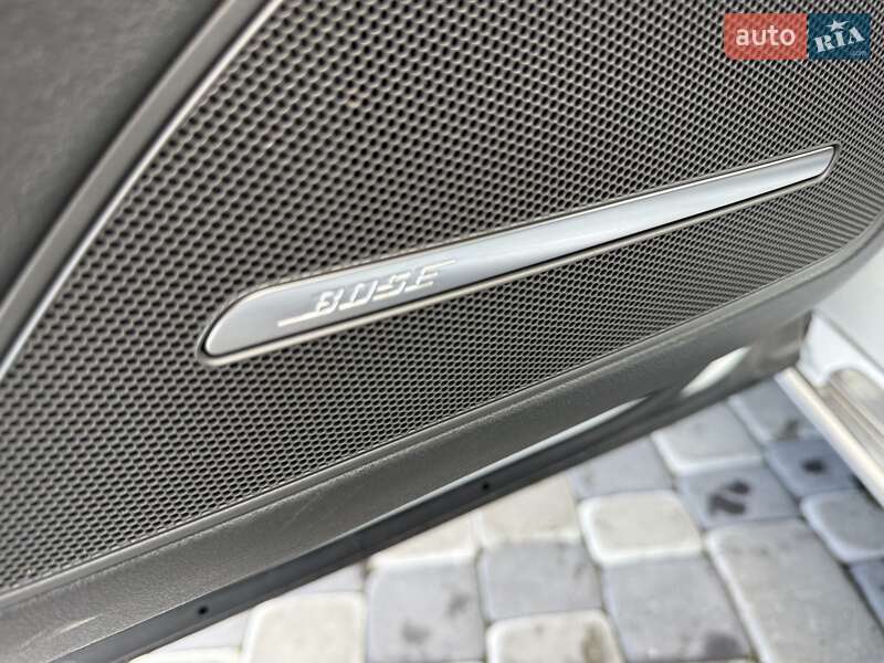 Седан Audi A8 2016 в Львове фото 29 Седан Audi A8 2016 в Львове