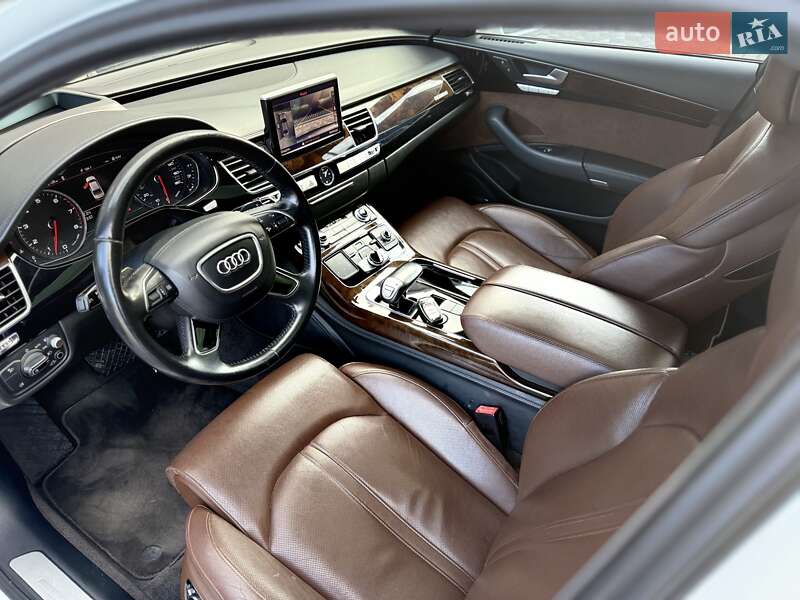 Седан Audi A8 2016 в Львове фото 35 Седан Audi A8 2016 в Львове