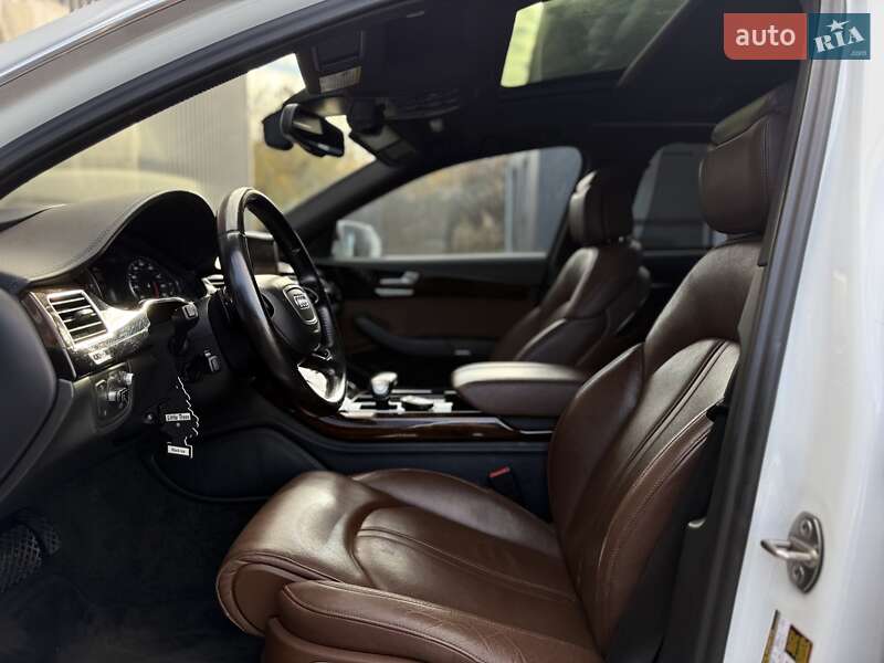 Седан Audi A8 2016 в Львове фото 46 Седан Audi A8 2016 в Львове