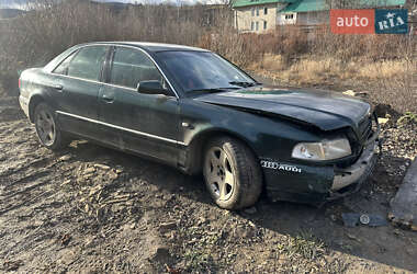 Седан Audi A8 2000 в Белых Ославах