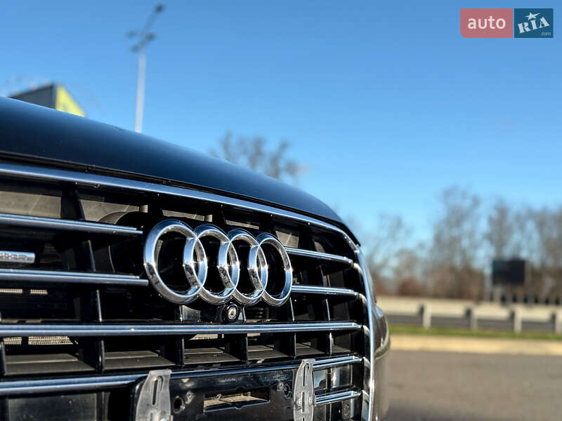 Седан Audi A8 2015 в Киеве фото 3 Седан Audi A8 2015 в Киеве