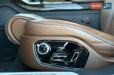 Седан Audi A8 2015 в Киеве