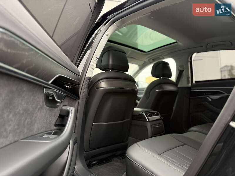 Седан Audi A8 2024 в Хмельницком