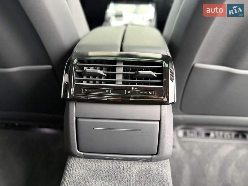 Седан Audi A8 2024 в Хмельницком