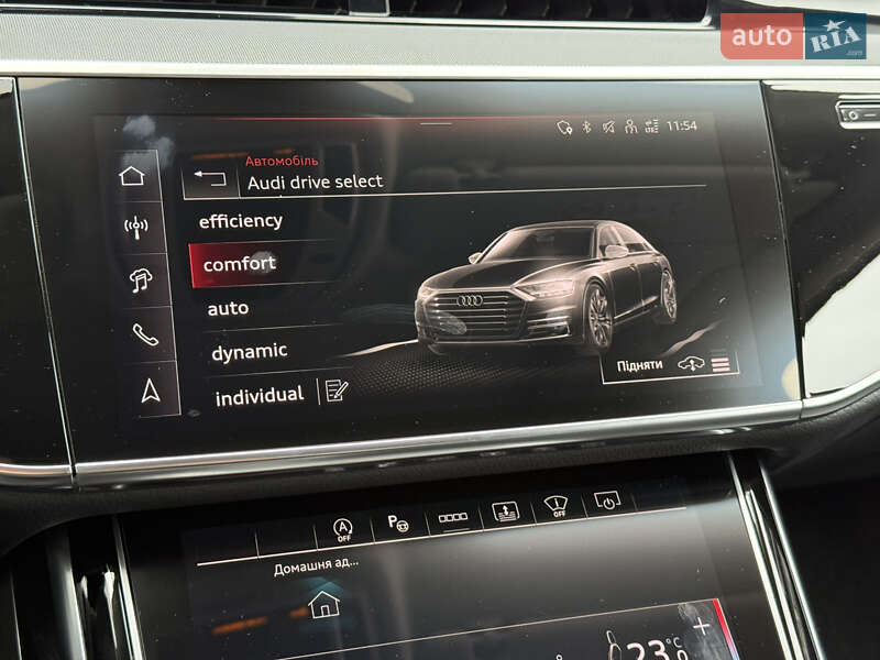 Седан Audi A8 2024 в Хмельницком