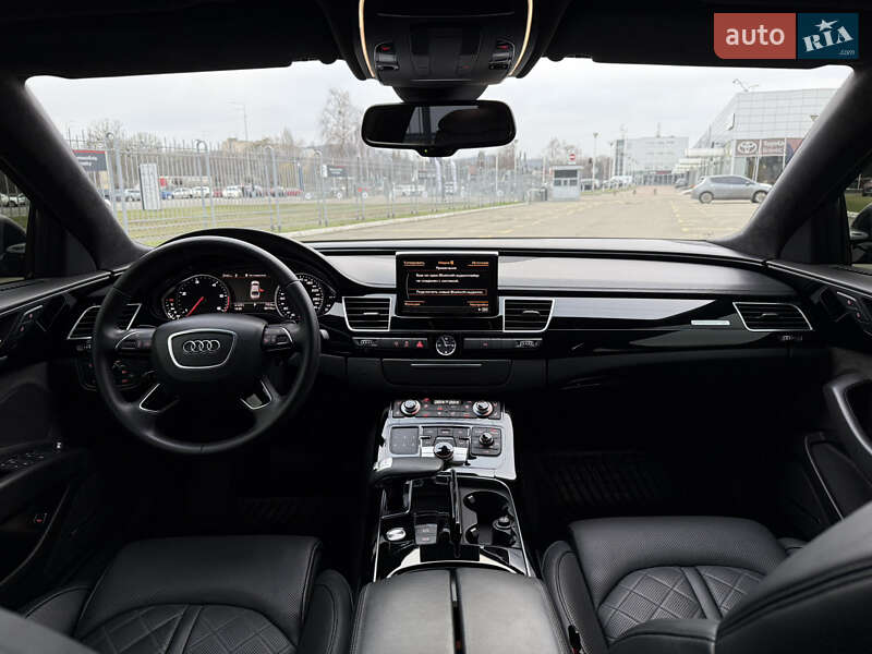 Седан Audi A8 2014 в Киеве