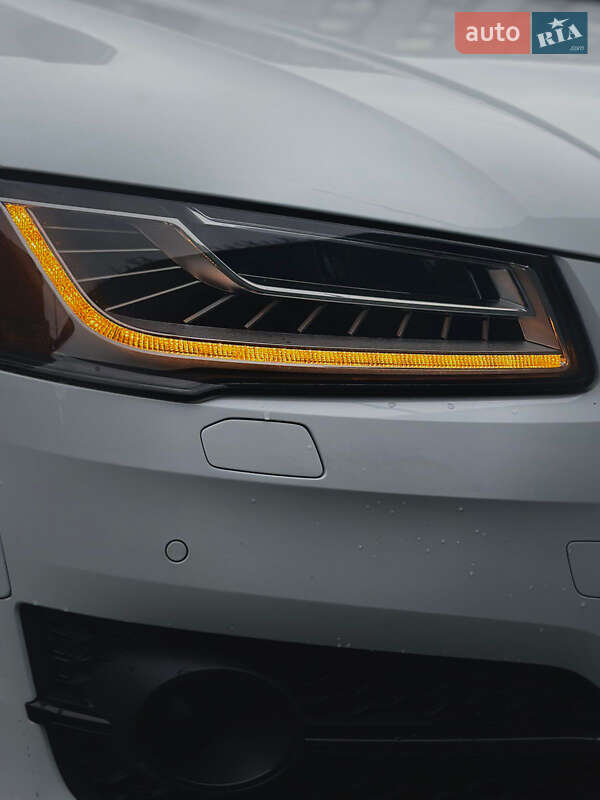 Седан Audi A8 2017 в Киеве фото 11 Седан Audi A8 2017 в Киеве