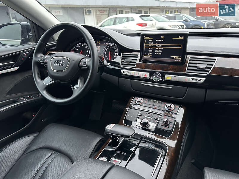 Седан Audi A8 2017 в Киеве фото 38 Седан Audi A8 2017 в Киеве