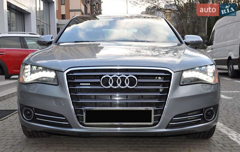 Седан Audi A8 2013 в Одессе