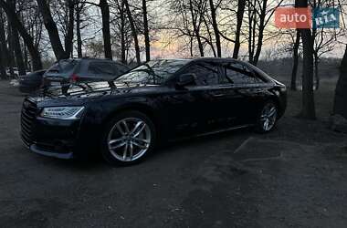 Седан Audi A8 2017 в Первомайську