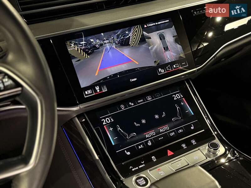 Седан Audi A8 2021 в Одессе
