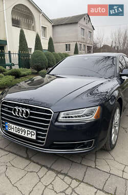 Седан Audi A8 2015 в Дніпрі