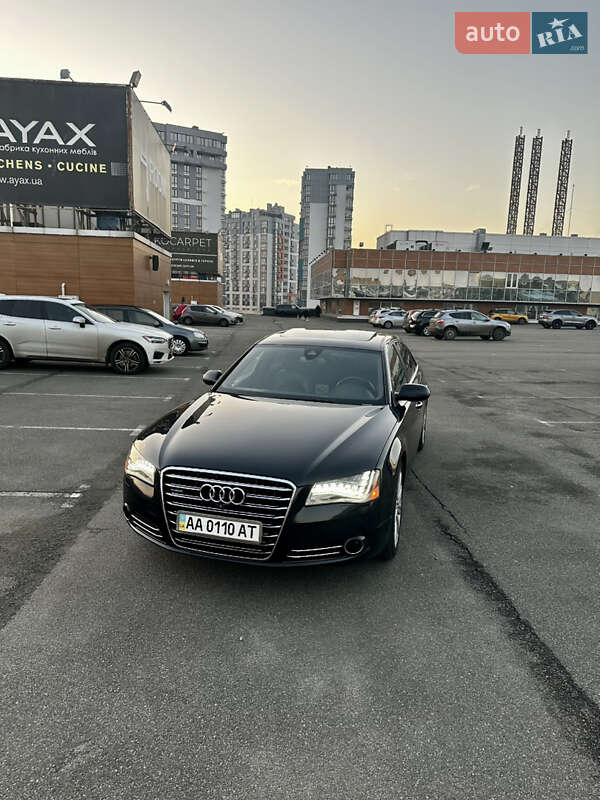 Седан Audi A8 2013 в Киеве