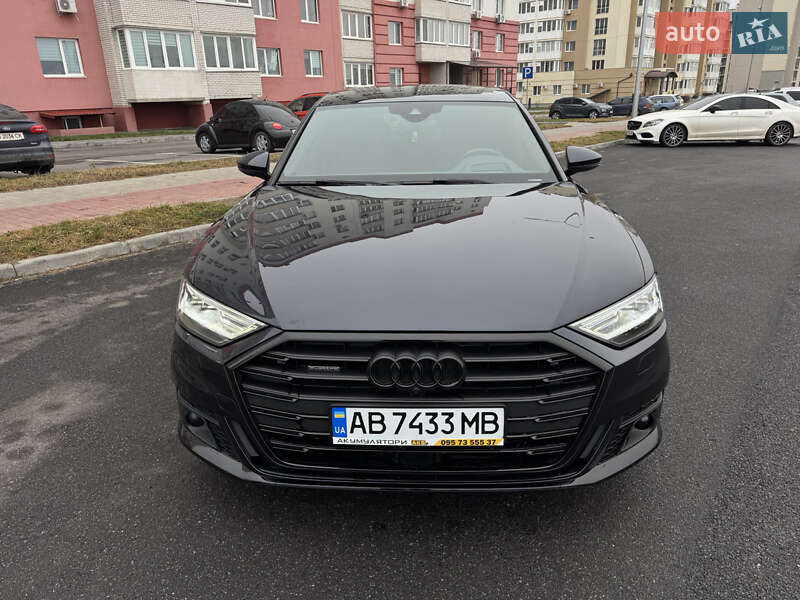 Седан Audi A8 2021 в Виннице