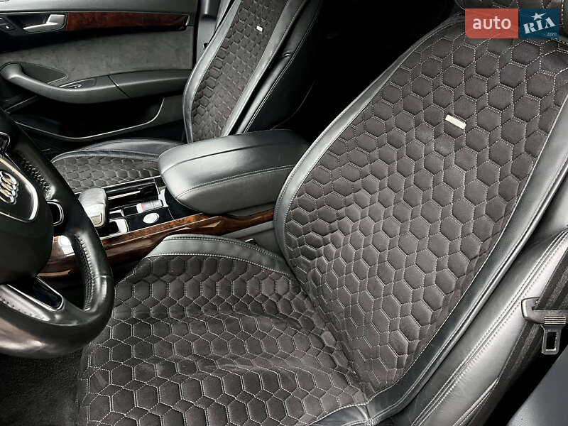 Седан Audi A8 2017 в Білій Церкві