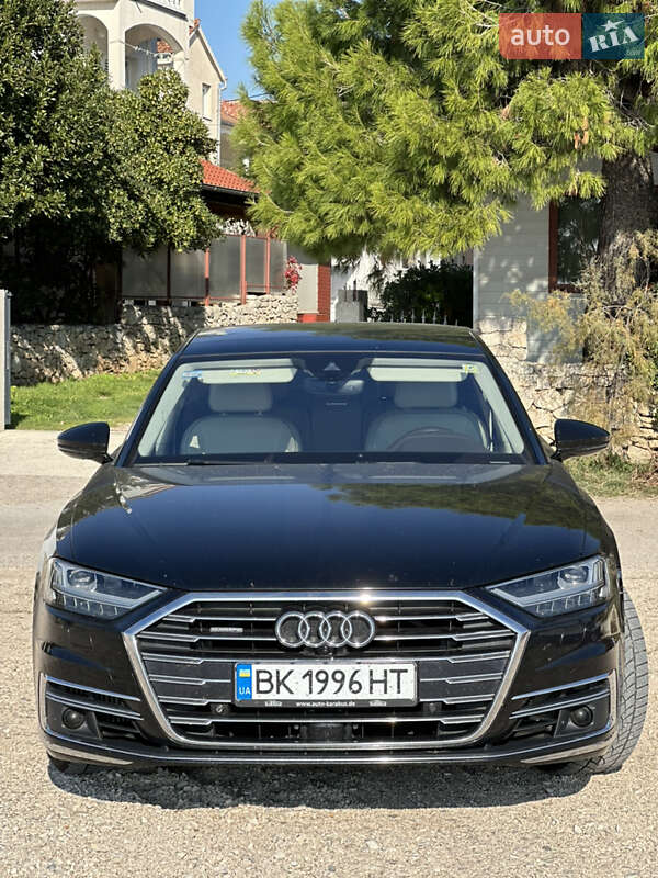 Седан Audi A8 2019 в Киеве фото 2 Седан Audi A8 2019 в Киеве