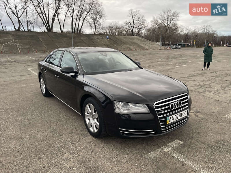 Седан Audi A8 2013 в Киеве