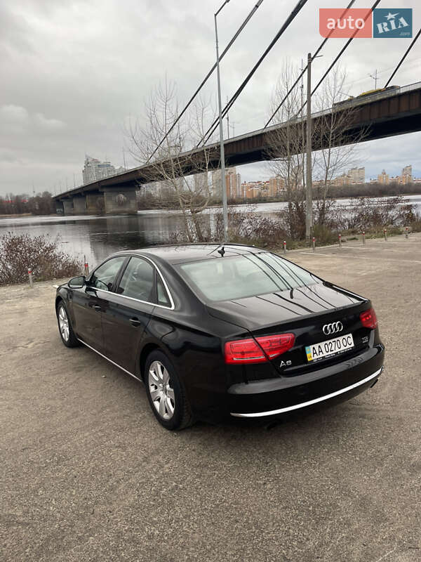 Седан Audi A8 2013 в Киеве