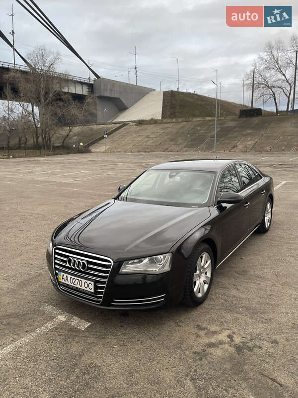 Седан Audi A8 2013 в Киеве