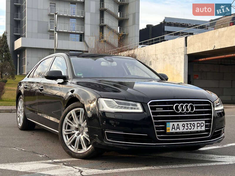 Седан Audi A8 2013 в Киеве