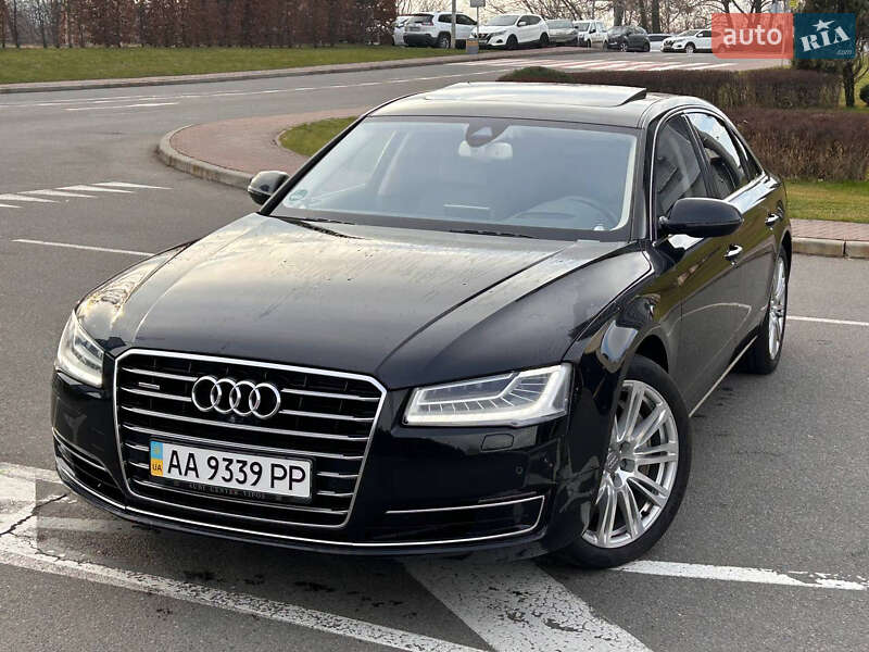 Седан Audi A8 2013 в Киеве