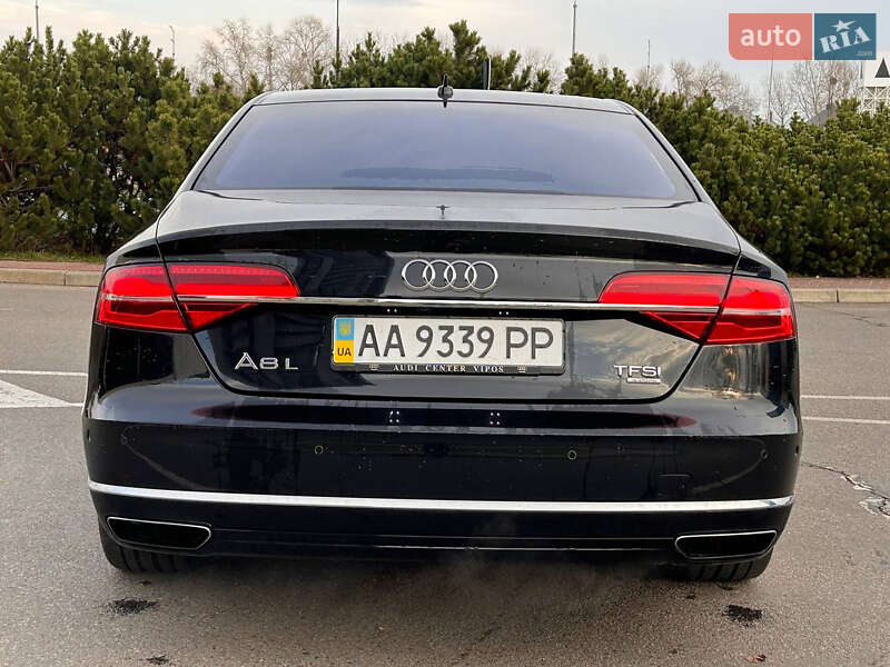 Седан Audi A8 2013 в Киеве
