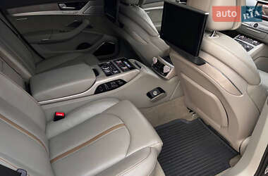 Седан Audi A8 2013 в Киеве