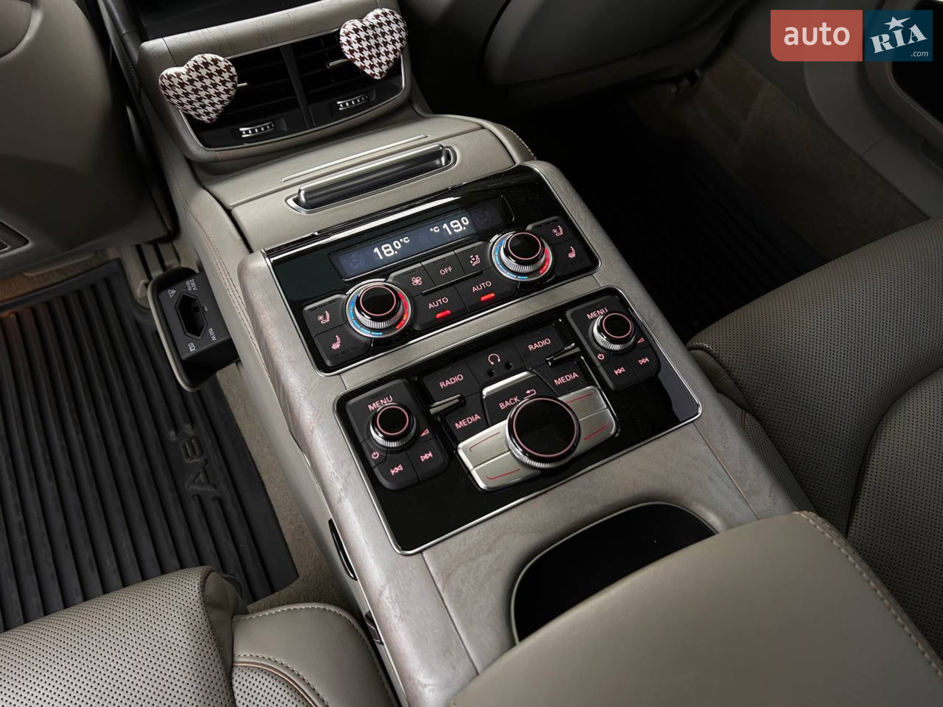 2013 Audi A8 - мініатюра 132