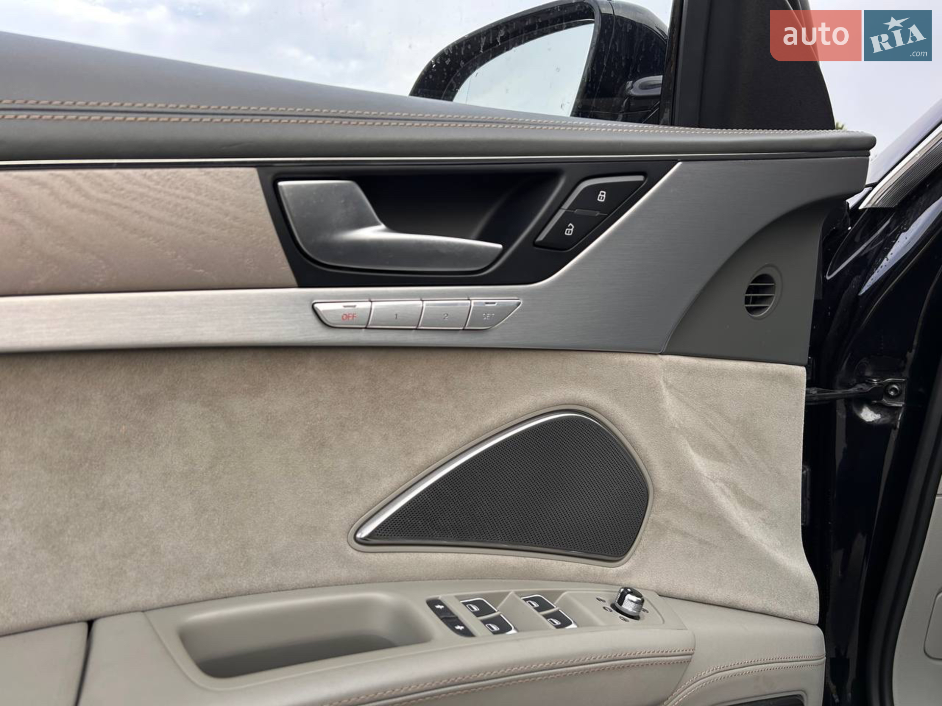 2013 Audi A8 - мініатюра 151