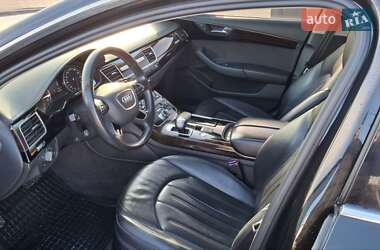 Седан Audi A8 2017 в Мукачевому