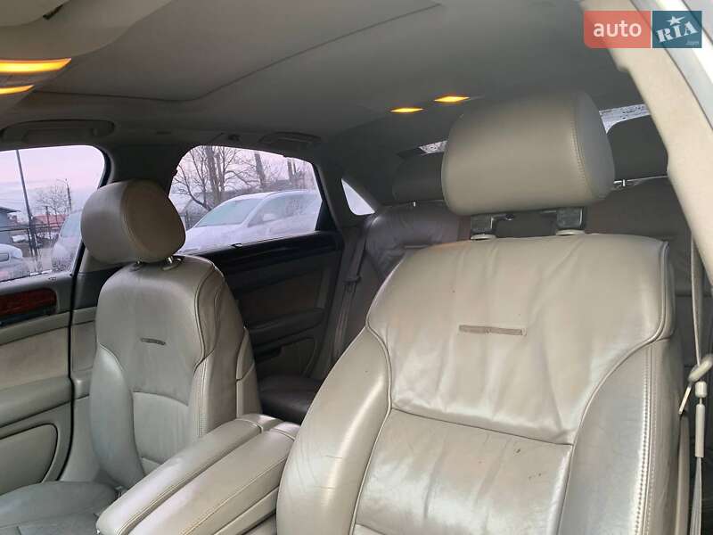 Седан Audi A8 2003 в Коломые